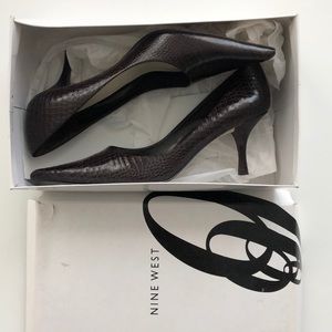 Nine West Brown Snakeskin Nuncio kitten heels 9